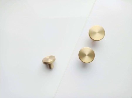 CARLO M minimalistyczny uchwyt meblowy