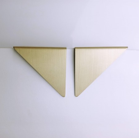 Uchwyty krawędziowe do mebli TRIO.jpg